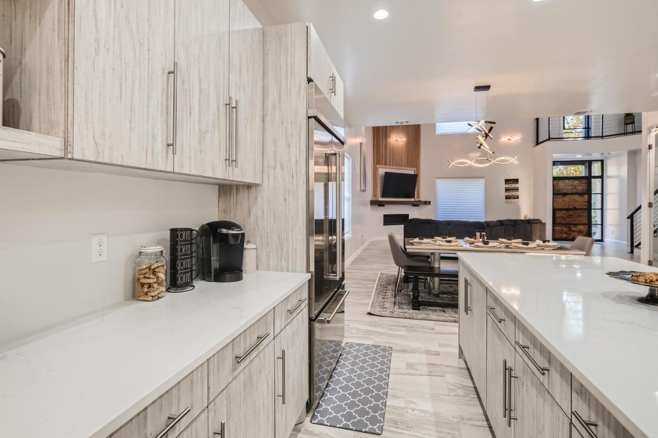 Luxury 5 Bdrm Home! Blocks To Dt/Riverwalk/Convention Center! Сан Антонио Екстериор снимка