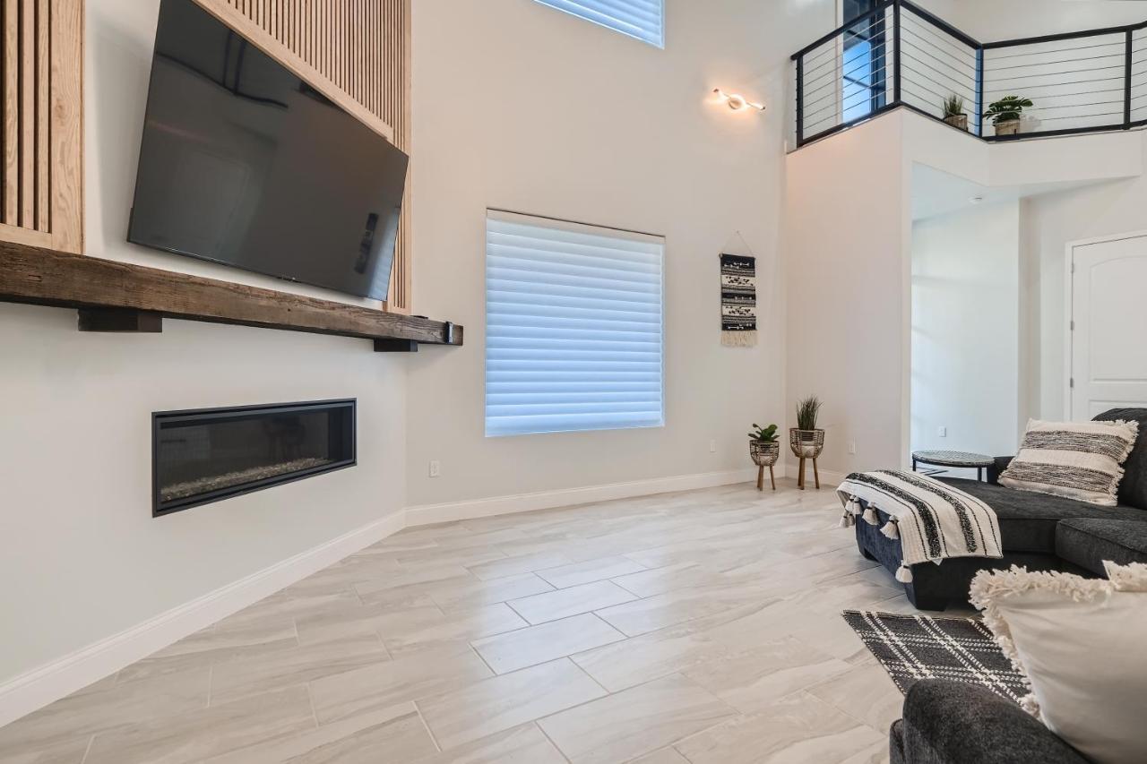 Luxury 5 Bdrm Home! Blocks To Dt/Riverwalk/Convention Center! Сан Антонио Екстериор снимка